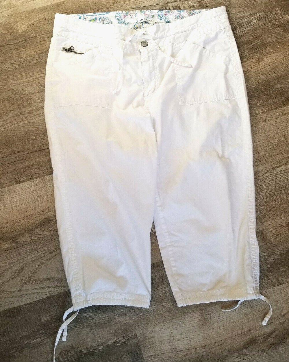 Lee Just Below The Waist Flat Front Capri Pants - Plus Size 16 Medium